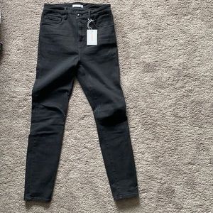 NWT Good American crossover good waist size 4